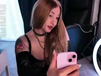 evit_dirty_mind_ webcam model stream image
