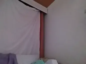 UrFavToJerkTo webcam stripchat model stream image