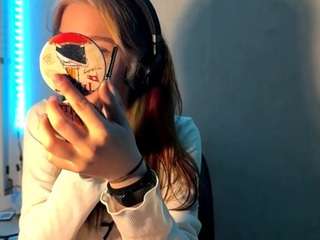 capricetatsuta webcam model stream image