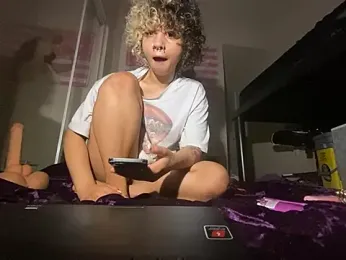 Creolegirl19 webcam model stream image
