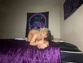 Creolegirl19 webcam model stream image
