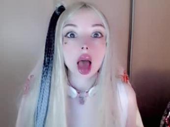 oh_pichuu webcam model stream image