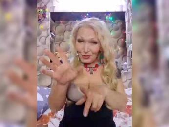 LizSage webcam model stream image