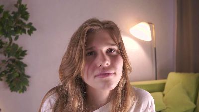 DarceyOnsurez webcam model stream image