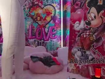 vanessa_love webcam chaturbate model stream image