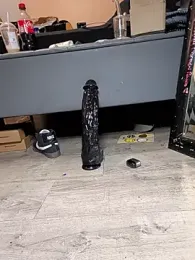 Cnutt310 webcam model stream image