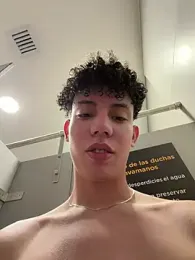 yoursexyjose webcam stripchat model stream image