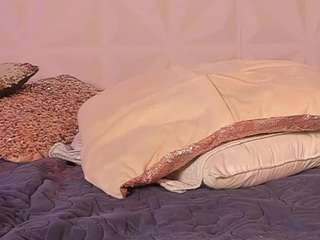 emilyroussex webcam model stream image