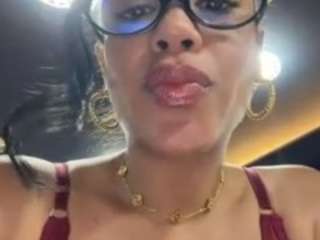 kendallk webcam model stream image
