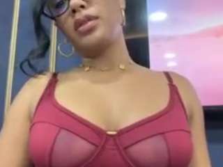 kendallk webcam model stream image