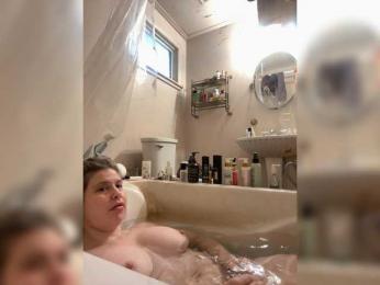 JulietteLatte81 webcam model stream image