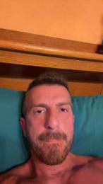 builder1 webcam model stream image