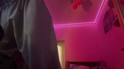 ReikoStamnos webcam model stream image