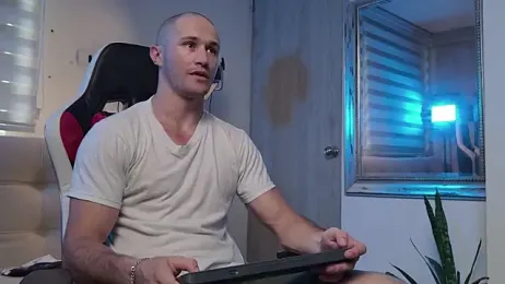 AxelFairchaild webcam model stream image