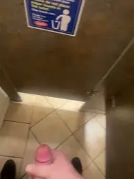 Seanoofss12 webcam stripchat model stream image