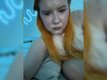 LunaLu13 webcam model stream image