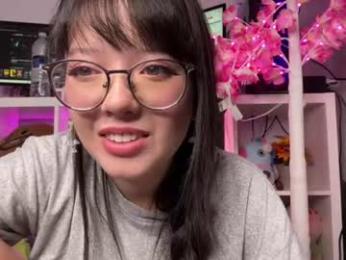 maru_chan_ webcam model stream image
