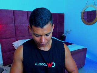 Adan Fulker webcam flirt4free model stream image