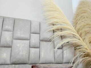 Desire Sweet webcam model stream image