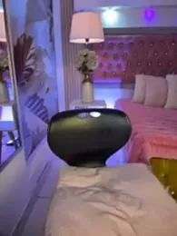 MylaDreams webcam stripchat model stream image
