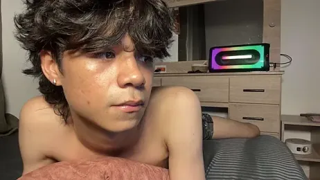 OopsAgain_ webcam stripchat model stream image