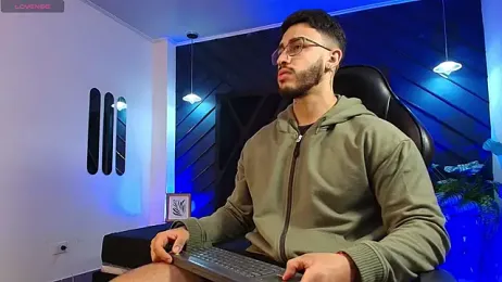 Liam_Kleiin webcam stripchat model stream image