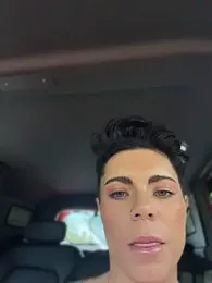 LukeLouHarvey webcam model stream image