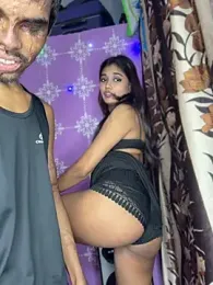 Sweet-priyaa webcam model stream image