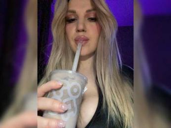 __Alya___ webcam model stream image
