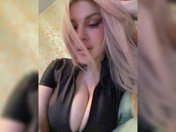 __Alya___ webcam model stream image