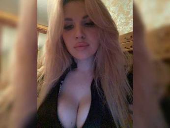 __Alya___ webcam model stream image
