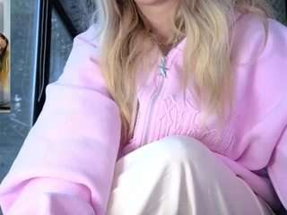megan-ros webcam model stream image