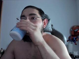 Luigi White webcam flirt4free model stream image