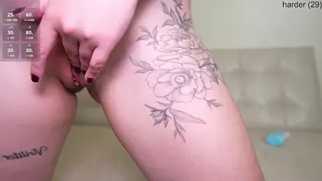 cuteface_bigass_ webcam model stream image