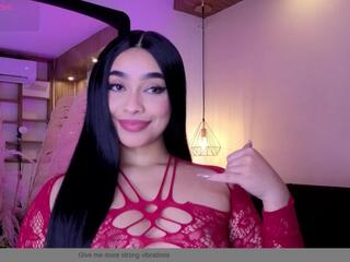 Chloe Monroeee webcam model stream image