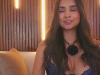 alana-haze webcam model stream image