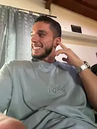 axel_tone webcam model stream image