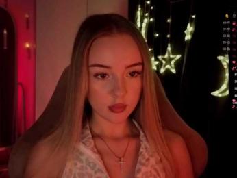 Nestyzz webcam bongacams model stream image