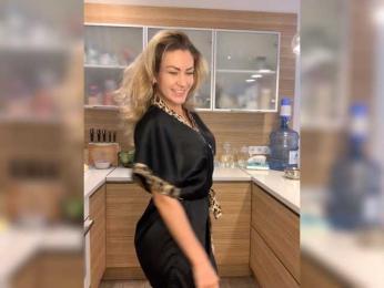 EnergyGirl webcam model stream image