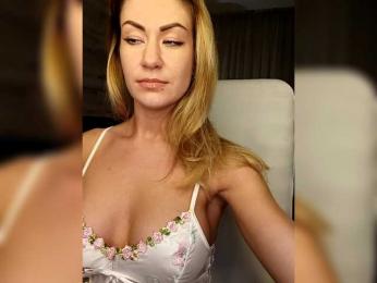 EnergyGirl webcam model stream image