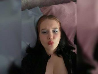LinbergLin webcam model stream image