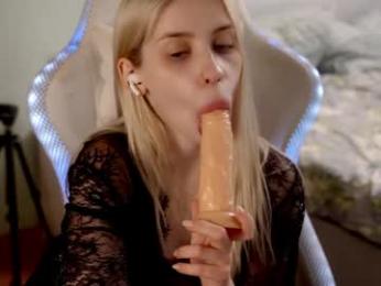 ho1yh01e webcam chaturbate model stream image