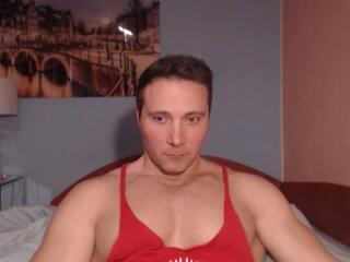 Hunky Muscle webcam flirt4free model stream image