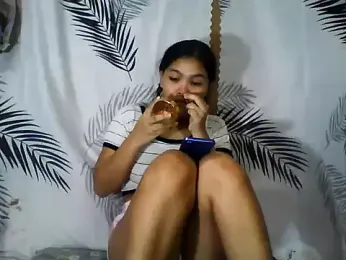 PinaySkinnyJust18 webcam model stream image