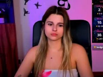 luckybabymeow webcam model stream image
