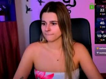 luckybabymeow webcam model stream image