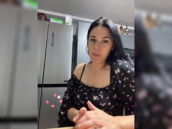 Potifays webcam bongacams model stream image