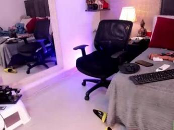 mariana_c webcam model stream image