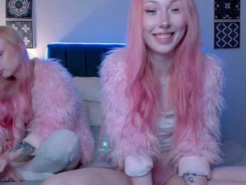 pink-poison webcam model stream image
