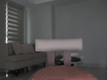 belle_adrienne webcam model stream image